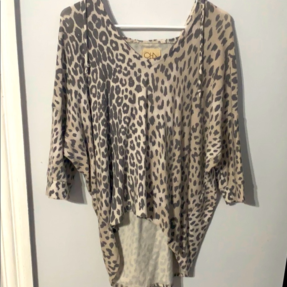 Hooded high low style cheetah print
